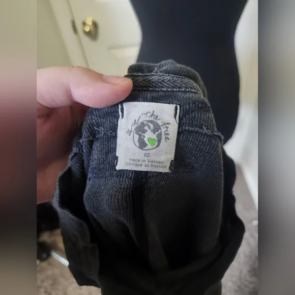 Free People We The Free Slate Blue Ribbed Riley Short Sleeve Tee XS - Picture 11 of 13